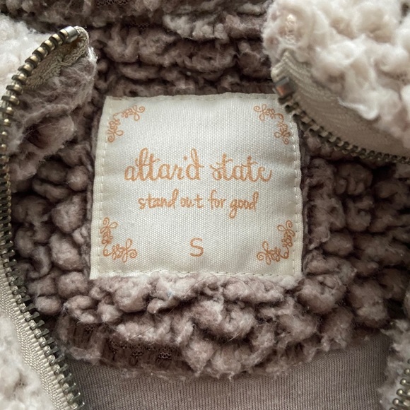 Fuzzy pullover - Picture 5 of 7